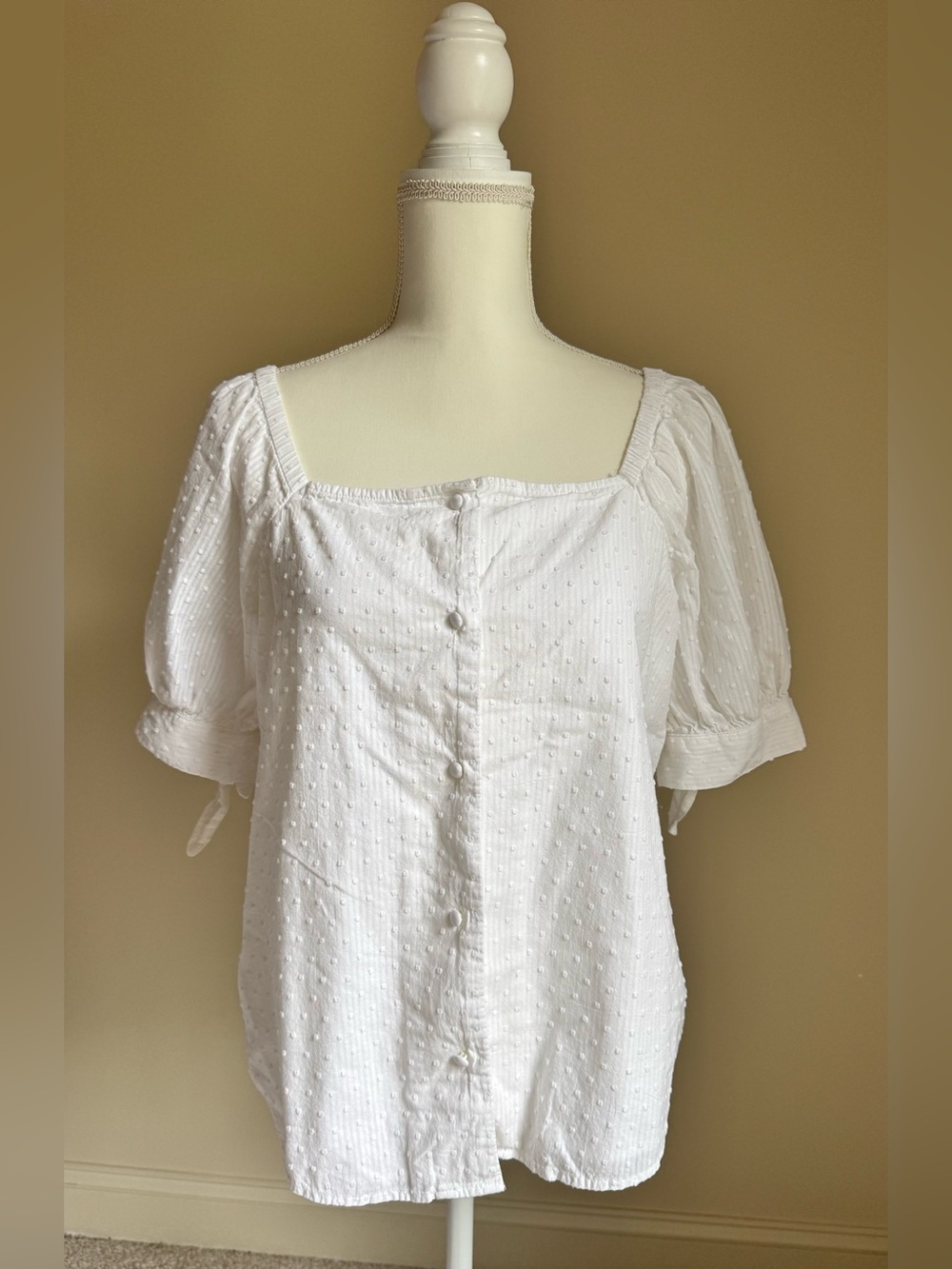 LAUREN CONRAD White Swiss Dotted Tie Sleeve Blouse Top Size S